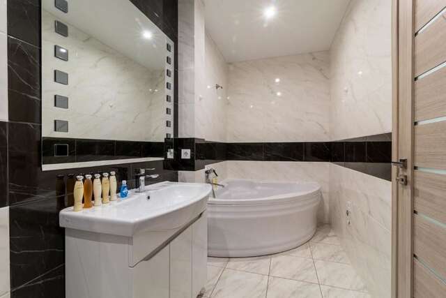 Апартаменты Lux 3-bedroom apartment in Most City area Днепр-61